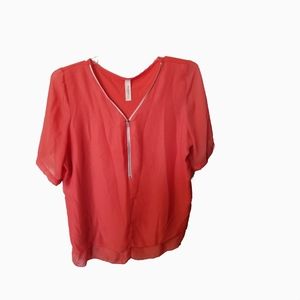 Fresh mint usa plus womens Blouse 3x coral shortsleeve top 
V neck zip
